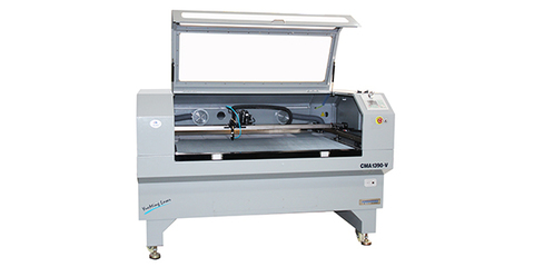 貼布繡激光切割機、激光切割商標、攝像切割飾品_大族粵銘激光專業的激光設備生產廠家!